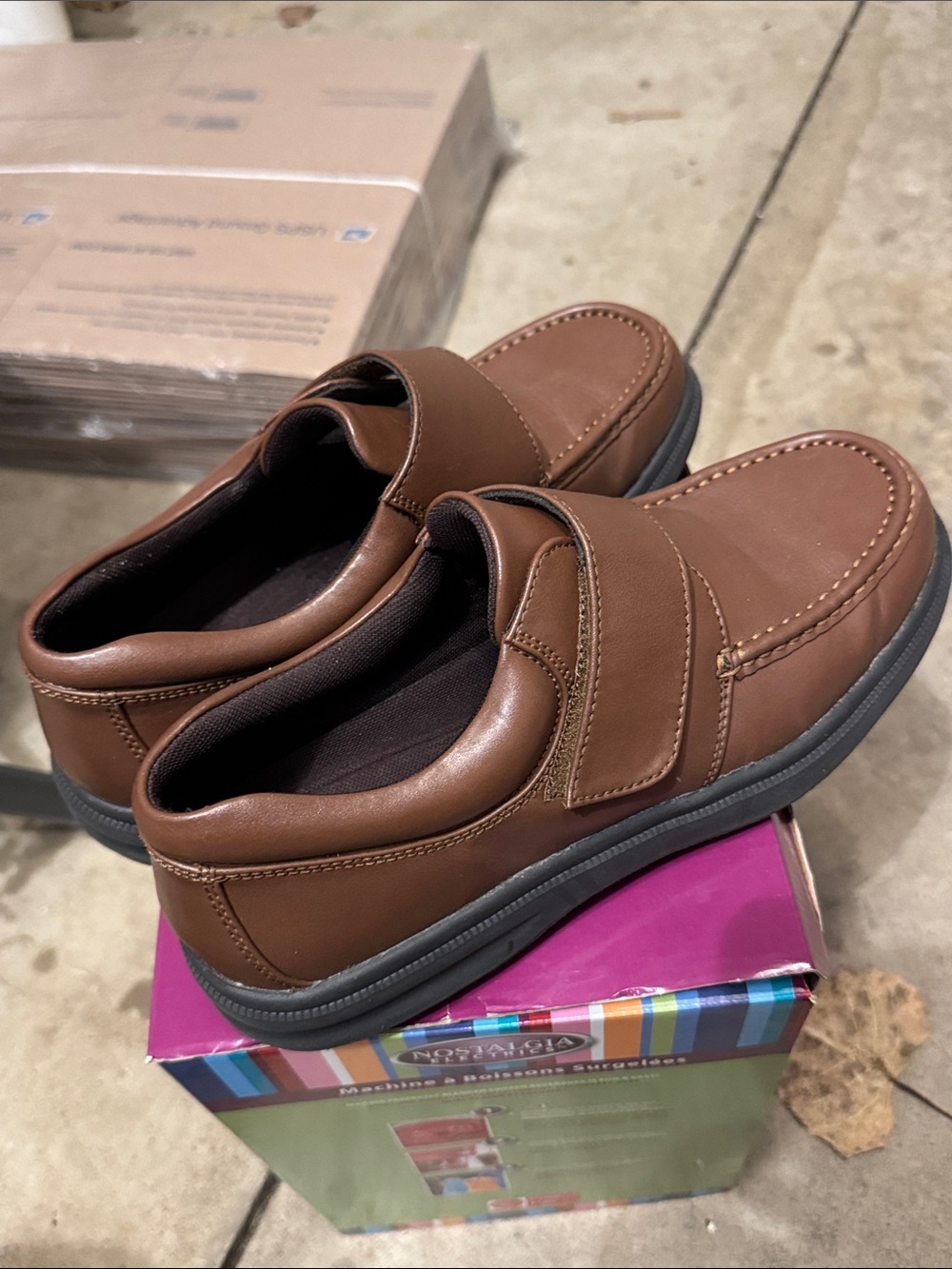 Hush Puppies Men's Brown Leather Gil Strap Comfort Walking Shoes size 11